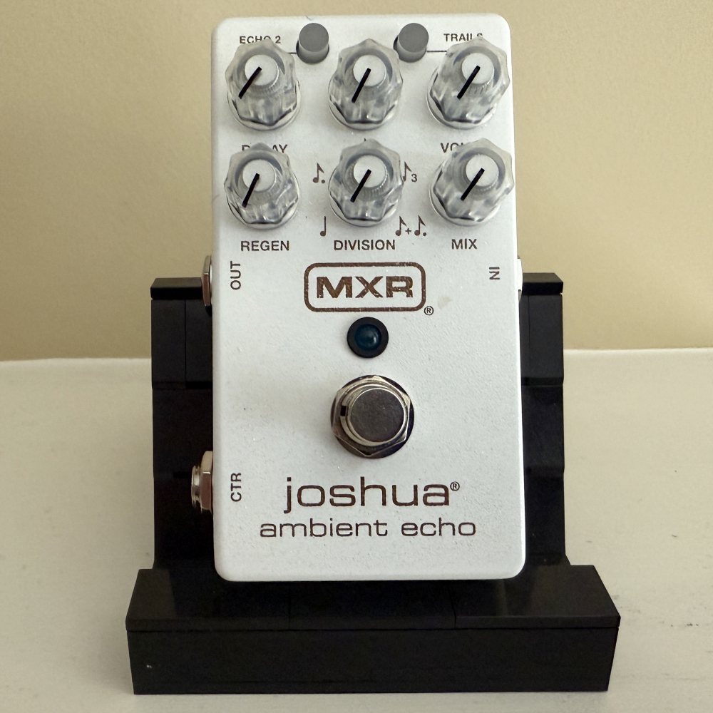 MXR Joshua Ambient Echo