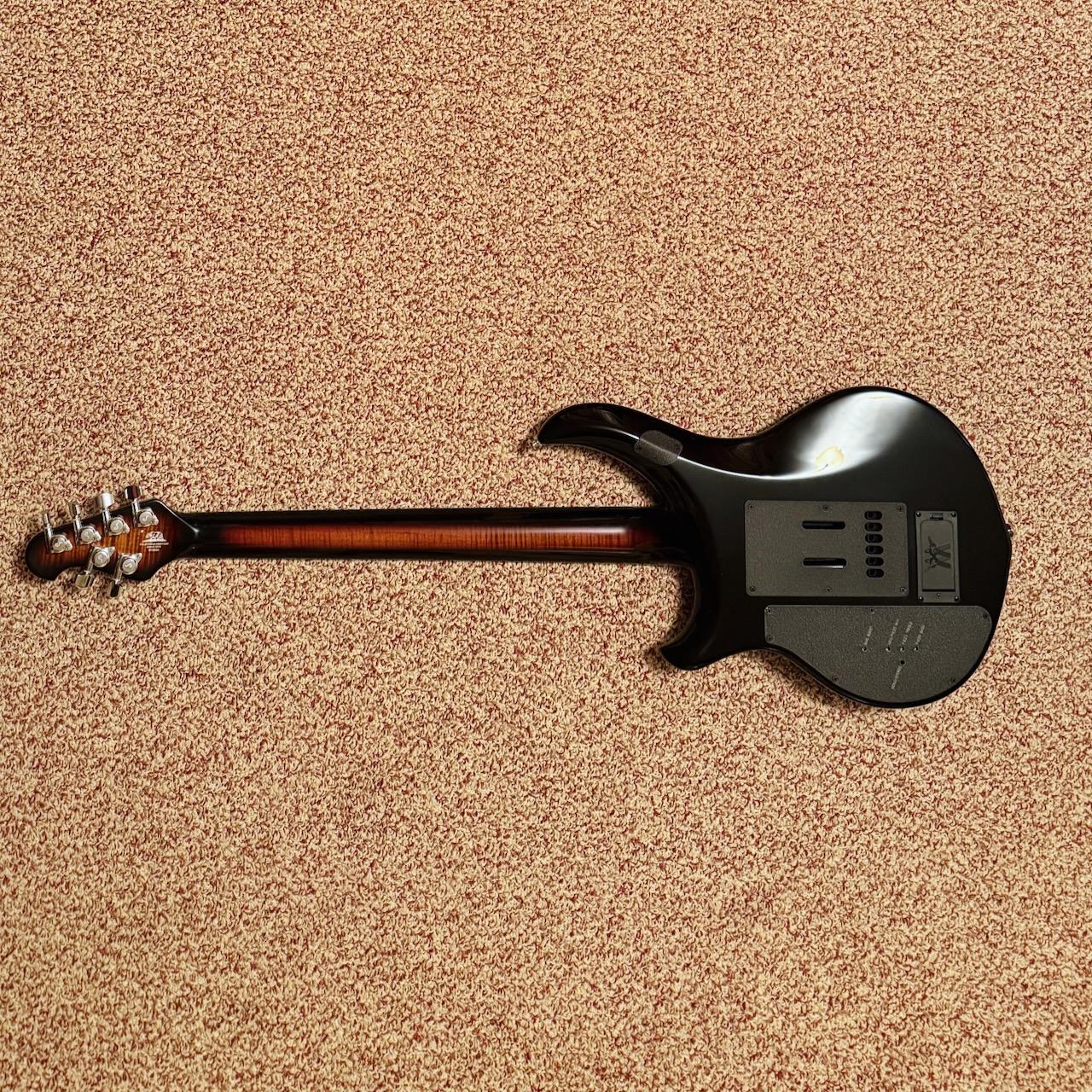 Ernie Ball Music Man John Petrucci Majesty 6