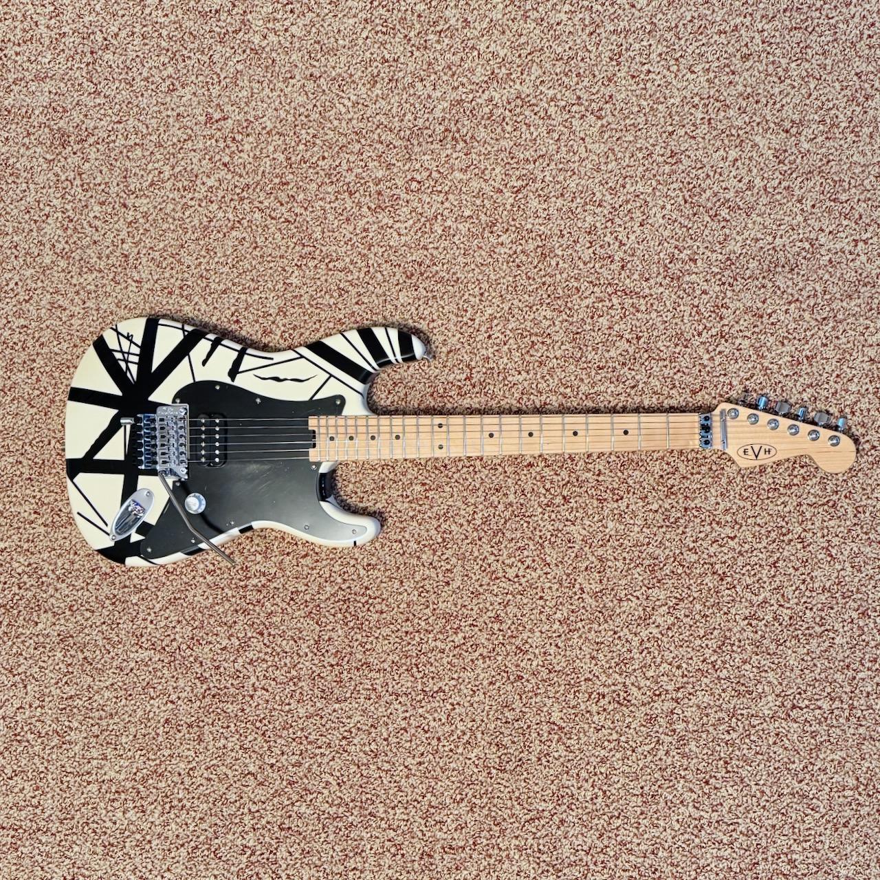 EVH Eddie Van Halen Striped Series